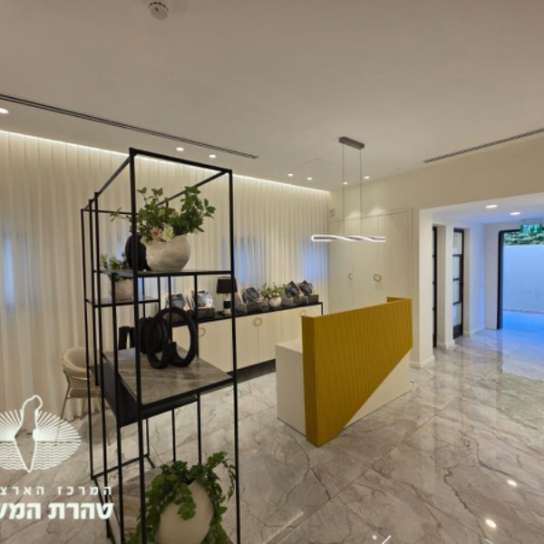 gallery picture